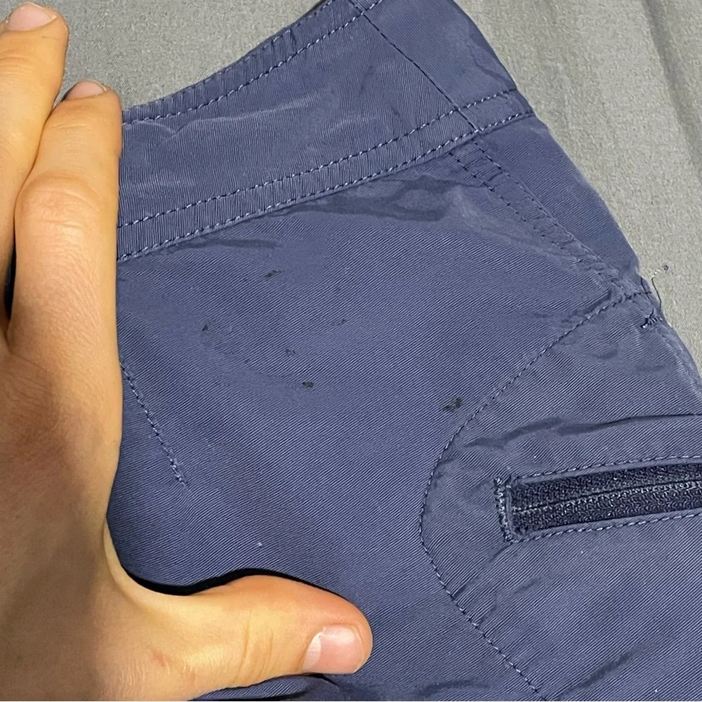Patagonia Wavefarer Shorts Men's Size 34 Lightweight Logo Nylon Activewear Blue